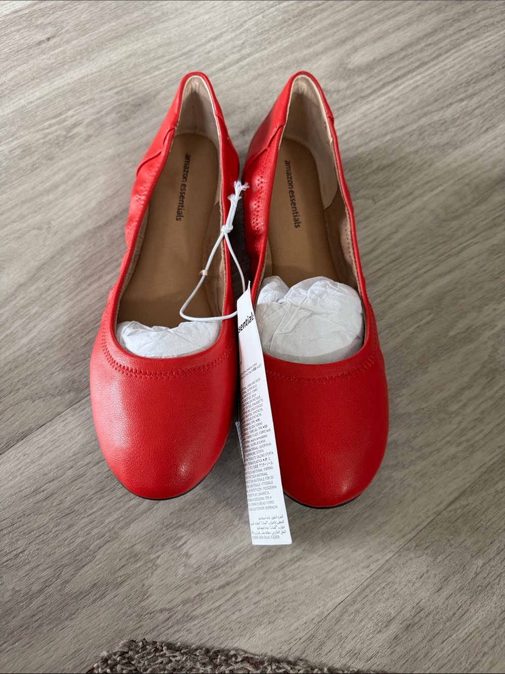 Amazon Essentials Red Women's Flats - Picture 2 of 4